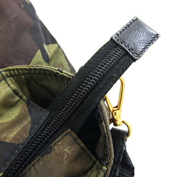 PRADA Black Leather Shoulder Bag - Picture 6 of 7